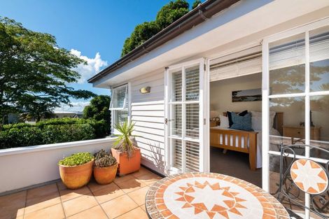 Photo of property in 14 Maleme Avenue, Belmont, Auckland, 0622