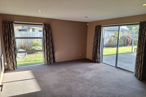 Photo of property in 26 Dunsford Close, Halswell, Christchurch, 8025