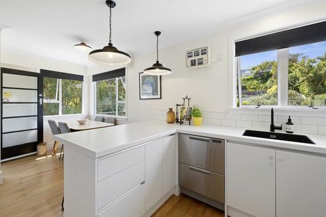 Photo of property in 39 Lorna Street, Lynmouth, New Plymouth, 4310