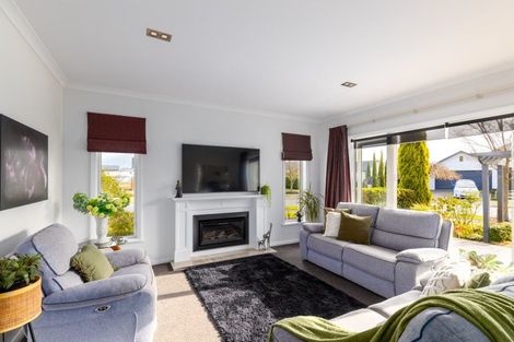 Photo of property in 17 Timberlands Terrace, Parklands, Christchurch, 8083