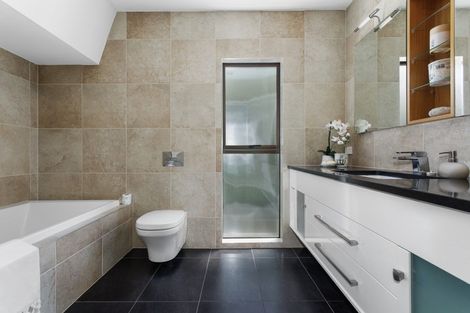 Photo of property in 96 Hillcrest Road, Whakatane, 3120