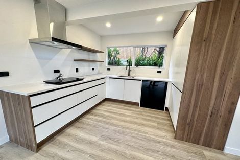 Photo of property in 1/45 Rothesay Bay Road, Rothesay Bay, Auckland, 0630