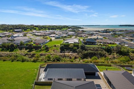 Photo of property in 45 Ridge Drive, Omokoroa, 3114