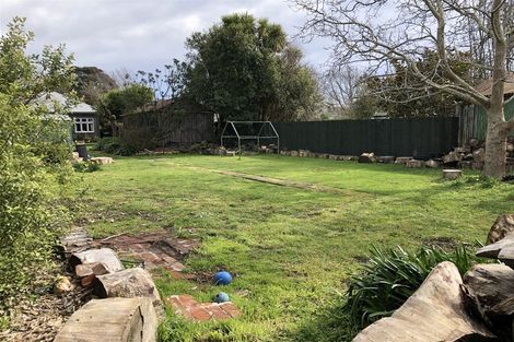 Photo of property in 50 Mathesons Road, Phillipstown, Christchurch, 8011