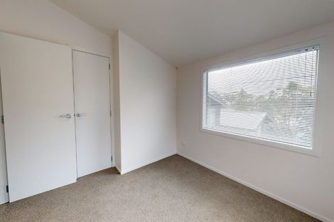 Photo of property in 8/61 Black Rock Road, Newlands, Wellington, 6037