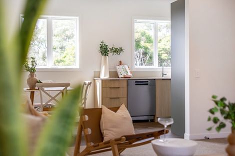 Photo of property in 49 Cleat Street, Whitby, Porirua, 5024