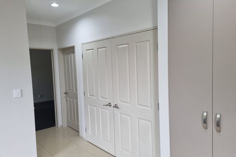 Photo of property in 4 Chieftain Rise, Goodwood Heights, Auckland, 2105