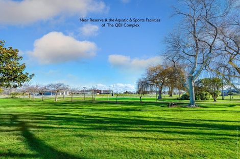 Photo of property in 253 Bower Avenue, North New Brighton, Christchurch, 8083