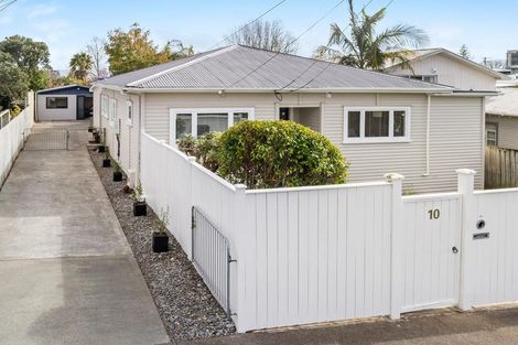 Photo of property in 10 Maranui Avenue, Point Chevalier, Auckland, 1022