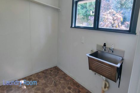 Photo of property in 8 Granby Place, Westown, New Plymouth, 4310