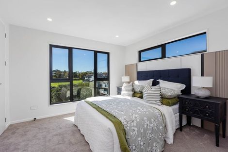 Photo of property in 111d Sycamore Drive, Sunnynook, Auckland, 0620