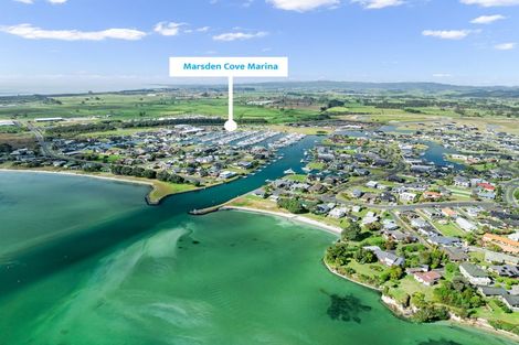 Photo of property in 46 One Tree Point Road, One Tree Point, 0118