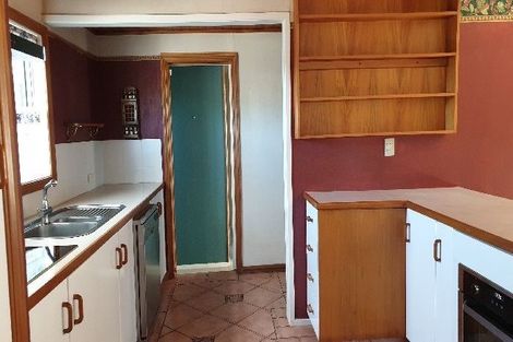 Photo of property in 475 Glenfield Road, Glenfield, Auckland, 0629