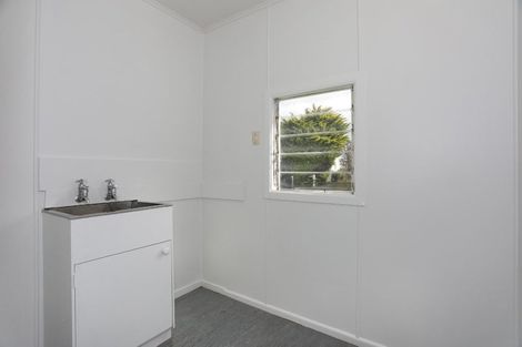 Photo of property in 11 Follett Street, Marton, 4710