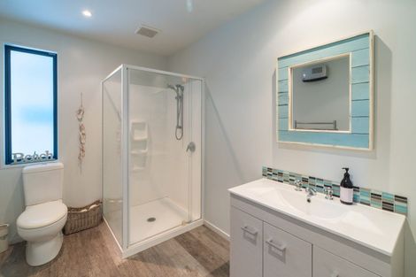 Photo of property in 904 Te Oka Bay Road, Te Oka, Little River, 7591