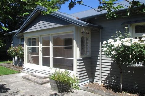 Photo of property in 38 Martin Avenue, Beckenham, Christchurch, 8023