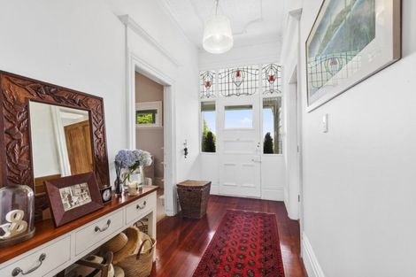 Photo of property in 23 Moana Road, Kelburn, Wellington, 6012