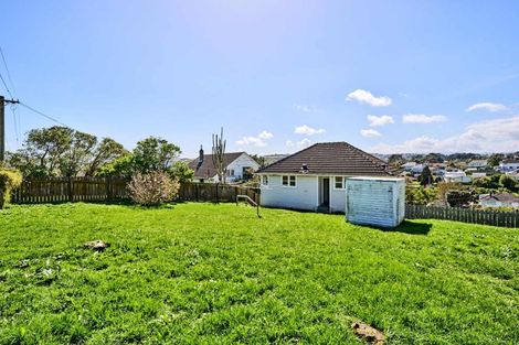Photo of property in 12 Bromley View, Ranui, Porirua, 5024