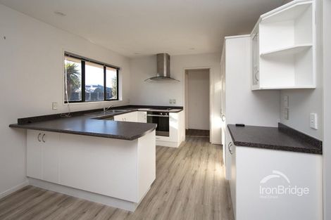 Photo of property in 58 Broadhaven Avenue, Parklands, Christchurch, 8083