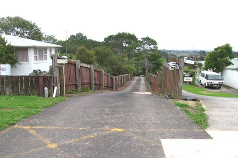 Photo of property in 1/424 Don Buck Road, Massey, Auckland, 0614