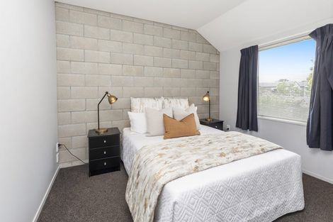 Photo of property in 2/24 Dickens Street, Addington, Christchurch, 8024