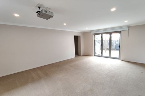 Photo of property in 41 Sorrel Crescent, Bucklands Beach, Auckland, 2012