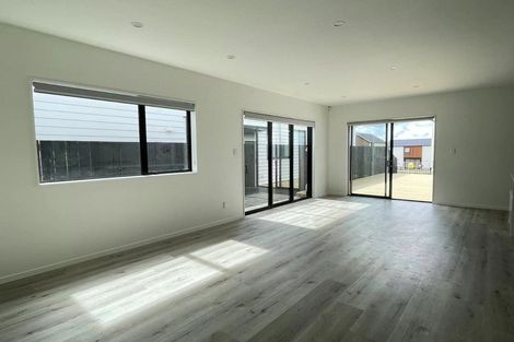 Photo of property in 4 Croatia Avenue, Huapai, Kumeu, 0810