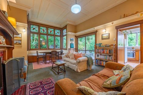 Photo of property in 64 Tees Street, South Hill, Oamaru, 9400