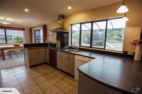 Photo of property in 16 Athfield Drive, Bethlehem, Tauranga, 3110