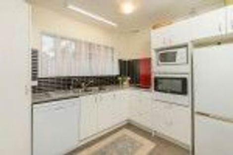 Photo of property in 1/3 Ondine Place, Glenfield, Auckland, 0629