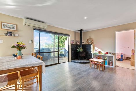 Photo of property in 161 Don Buck Road, Massey, Auckland, 0614
