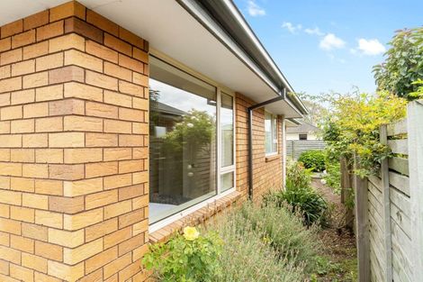 Photo of property in 4/373 Main Road North, Redwood, Christchurch, 8051