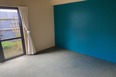 Photo of property in 2/218 Edgeware Road, Edgeware, Christchurch, 8013