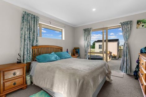 Photo of property in 4 Pipi Place, Baylys Beach, Dargaville, 0377