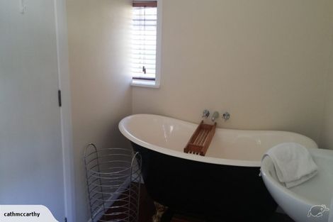 Photo of property in 81 Elizabeth Street, Mount Victoria, Wellington, 6011