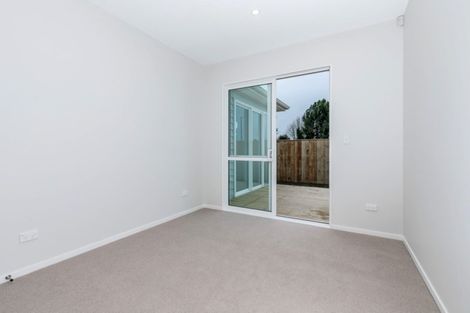 Photo of property in 16 Ropere Street, Kumeu, 0810
