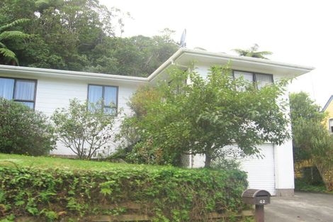 Photo of property in 42 Viewmont Drive, Harbour View, Lower Hutt, 5010