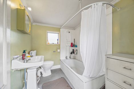 Photo of property in 11 Catherine Street, Caversham, Dunedin, 9012