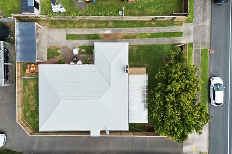 Photo of property in 182 Ngatai Road, Otumoetai, Tauranga, 3110