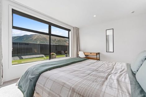 Photo of property in 30 Longview Drive, Lake Hawea, 9382
