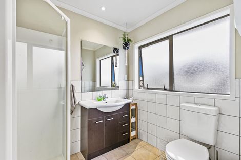 Photo of property in 30 Twomey Drive, Pukekohe, 2120