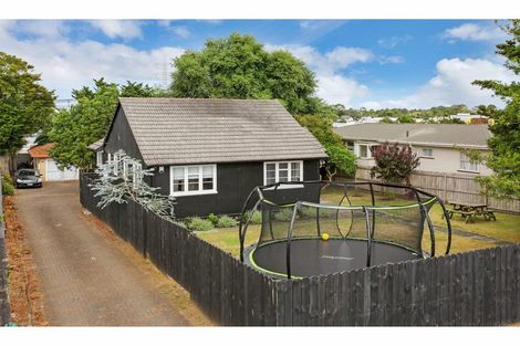 Photo of property in 43 Takanini Road, Takanini, 2112