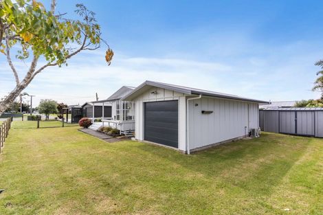 Photo of property in 104 Moa Street, Whangamata, 3620