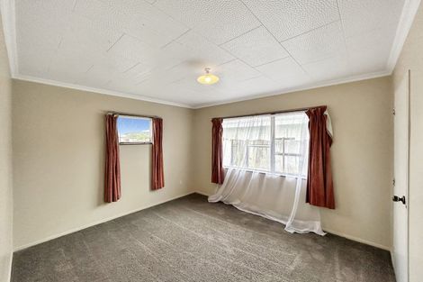 Photo of property in 81 Herbert Avenue, Cloverlea, Palmerston North, 4412