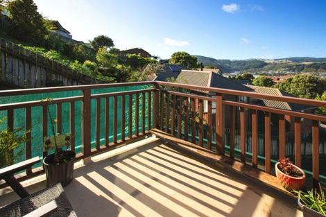 Photo of property in 8a Cullen Place, Tawa, Wellington, 5028