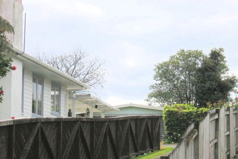 Photo of property in 5 Glenfield Place, Brookfield, Tauranga, 3110