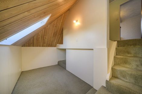 Photo of property in 8 Mcarthur Street, Terrace End, Palmerston North, 4410