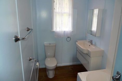 Photo of property in 19 Lynda Avenue, Paparangi, Wellington, 6037