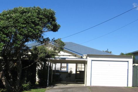 Photo of property in 8 Raumati Terrace, Khandallah, Wellington, 6035