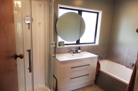 Photo of property in 66 Byron Street, Leamington, Cambridge, 3432